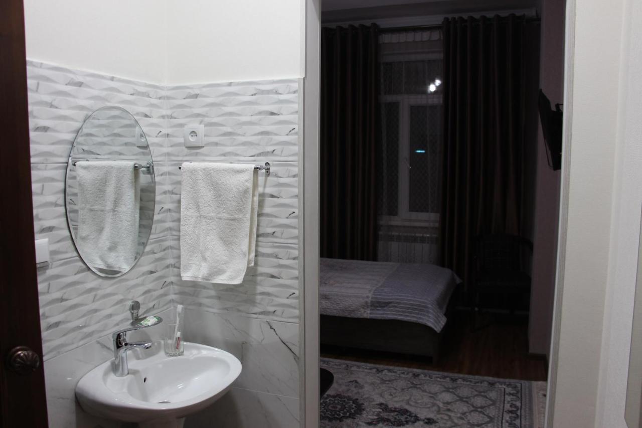 Hotel Avesto ทาชเคนต์ ภายนอก รูปภาพ