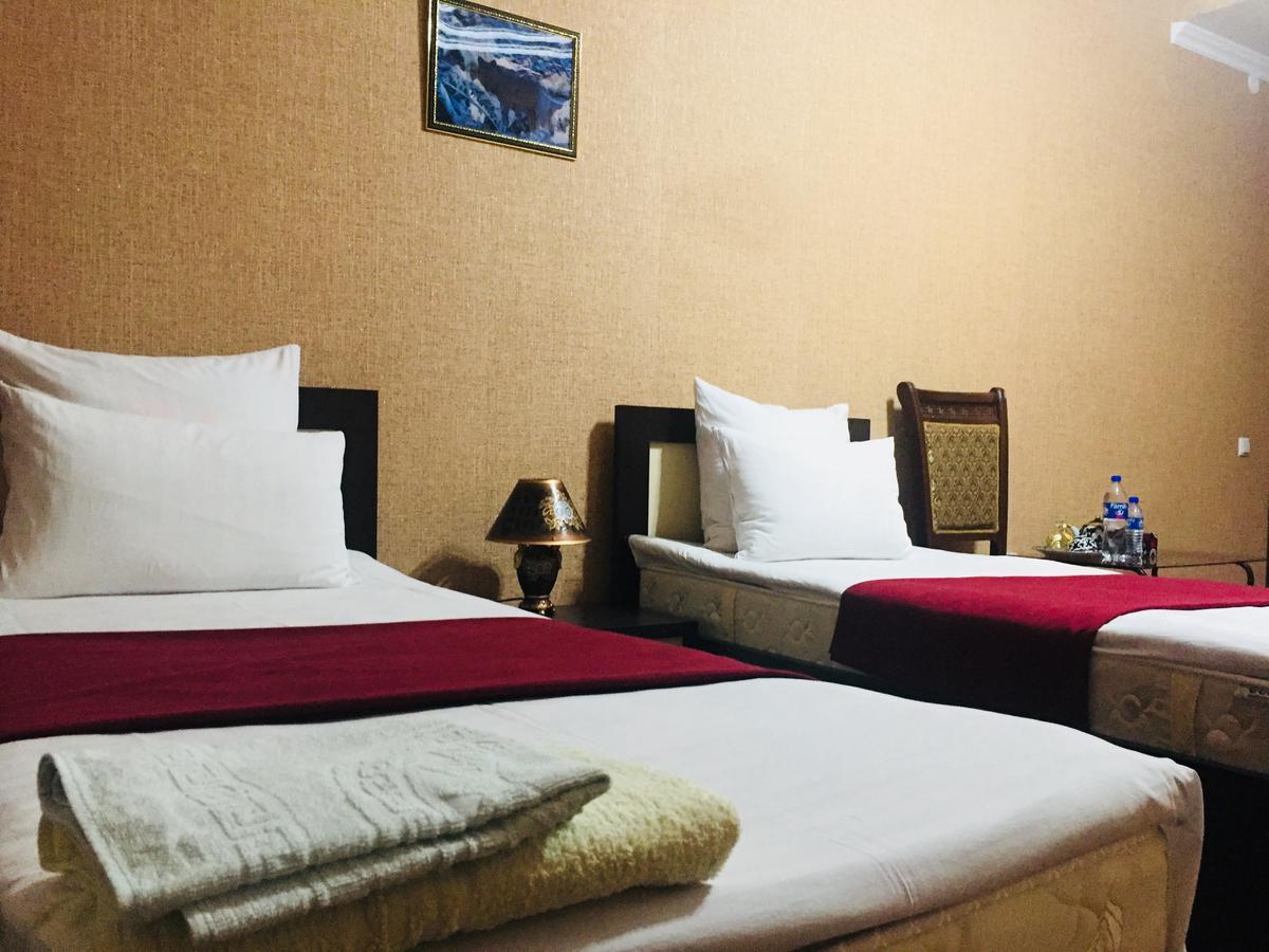 Hotel Avesto ทาชเคนต์ ภายนอก รูปภาพ